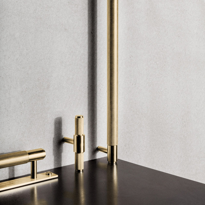Buster + Punch | Pull Bar | Cross | Brass | Small